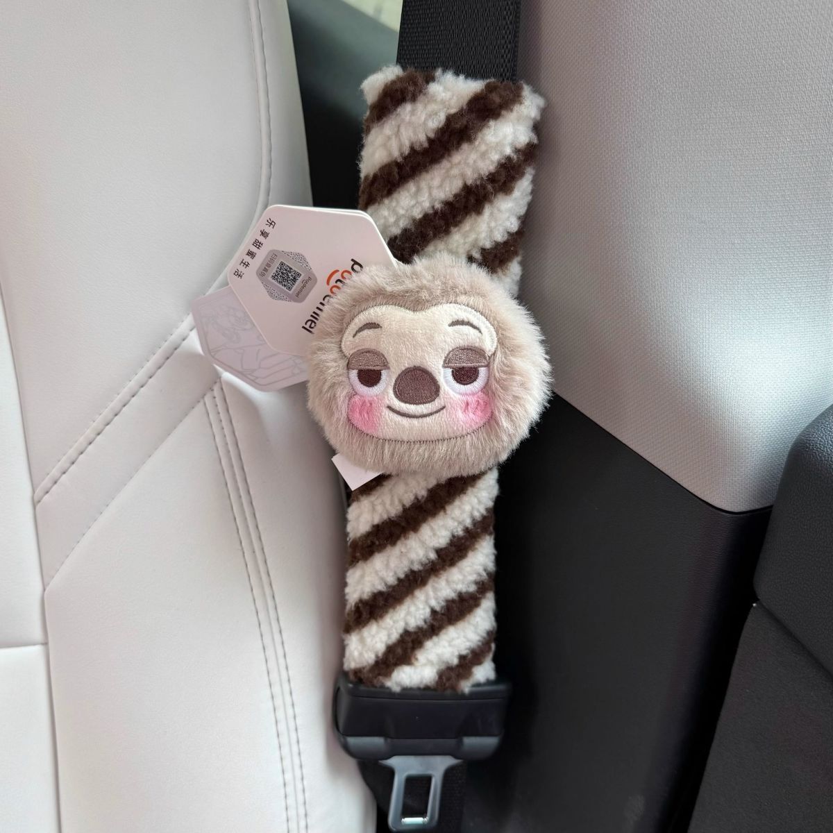 疯狂动物城朱迪尼克汽车安全带护肩车载卡通保险带可爱用品公仔