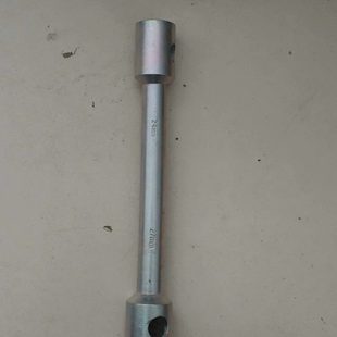 南京依维柯得意都灵宝迪欧胜 轮胎套筒 轮胎螺母扳手24-27mm双头