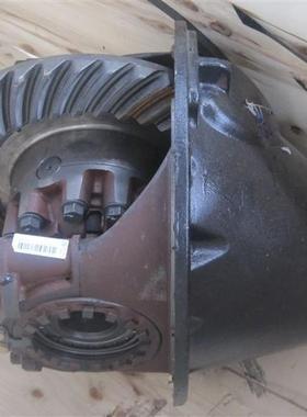 QT435S273-2402000后桥主减速器总成