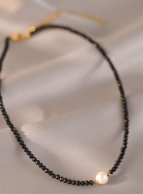 黑色水晶淡水珍珠项链女高级设计感小众锁骨链2023年新款爆款颈链