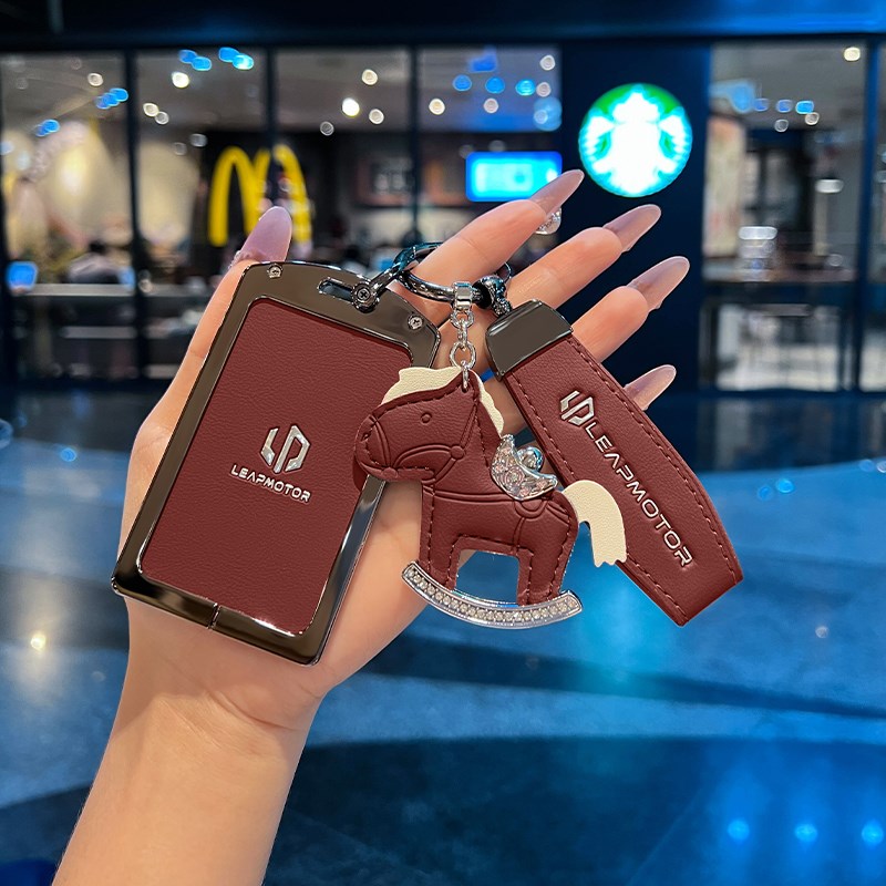 零跑c16钥匙套卡片C10专用2024款纯I电中配版车包保护壳扣男女改