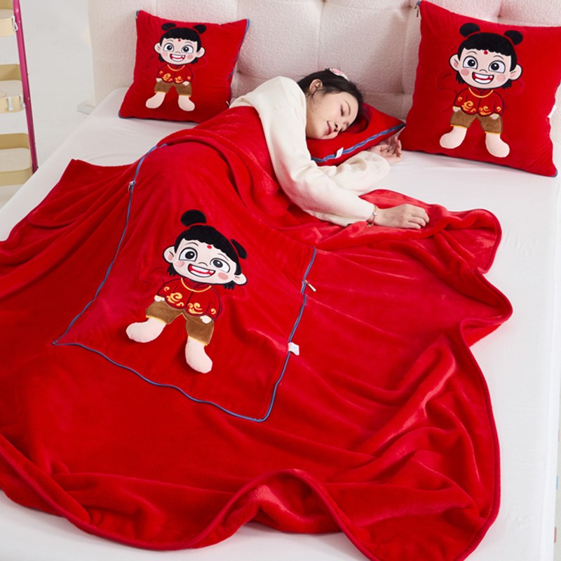 哪吒抱枕被两用毛毯加厚加绒车载靠垫办公室沙发午睡可Z折叠空调