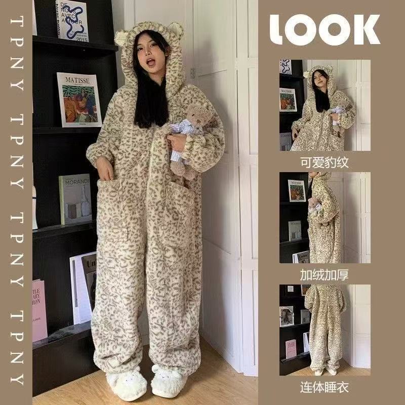 可爱珊瑚绒连体睡衣女款冬季加绒加厚连帽睡袍秋冬家居服2025新款