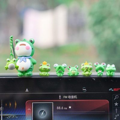汽车内网红小青蛙玩偶公仔小摆件可爱车载中控台屏幕显示器小装饰