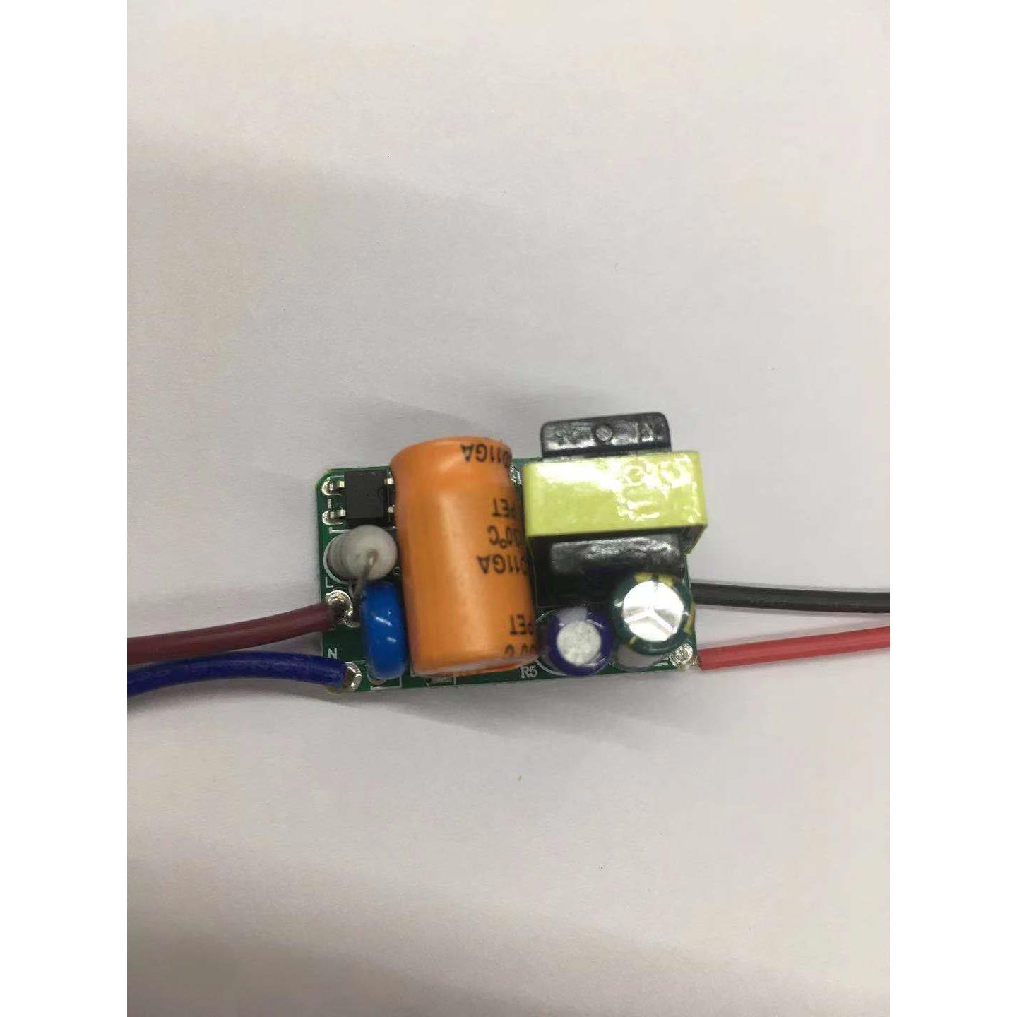 LED内置驱动电源非隔离电压175-265v8-24w24-36w36-50w12-25*2w