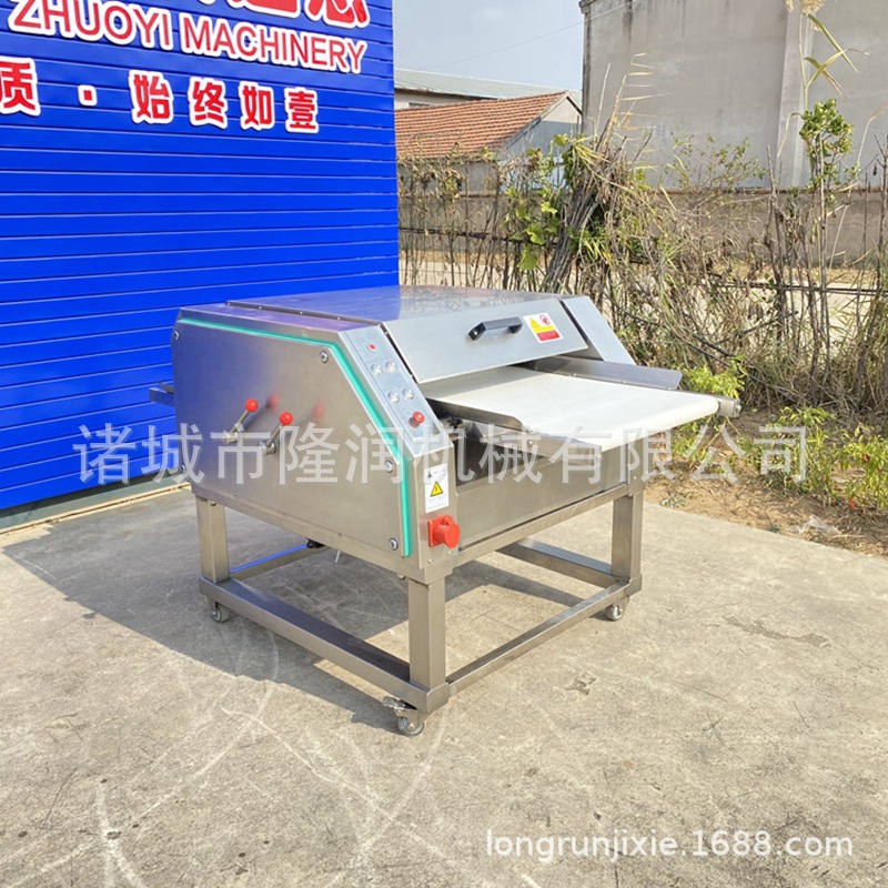 隆润机械供应全自动鸡脖鸡腿剥皮机 琵琶腿连续式去皮机 效率高