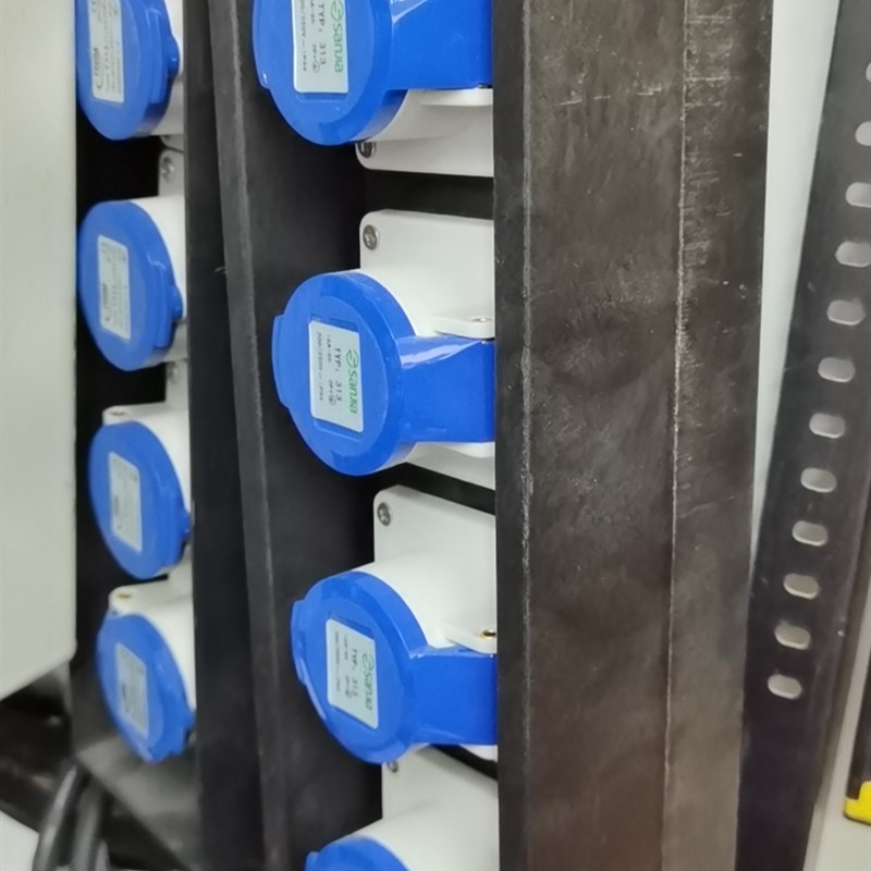 优惠大观工业插头座二 三通分支器飞z机头1分2 1分3四分盒32A16A