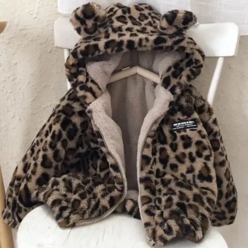 【儿童外套】秋冬装新款豹纹连帽男女童加绒加厚毛衣童装冬季潮YL
