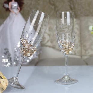 婚礼创意高脚对杯香槟杯2个家用小号红酒杯高档结婚礼品套装一对