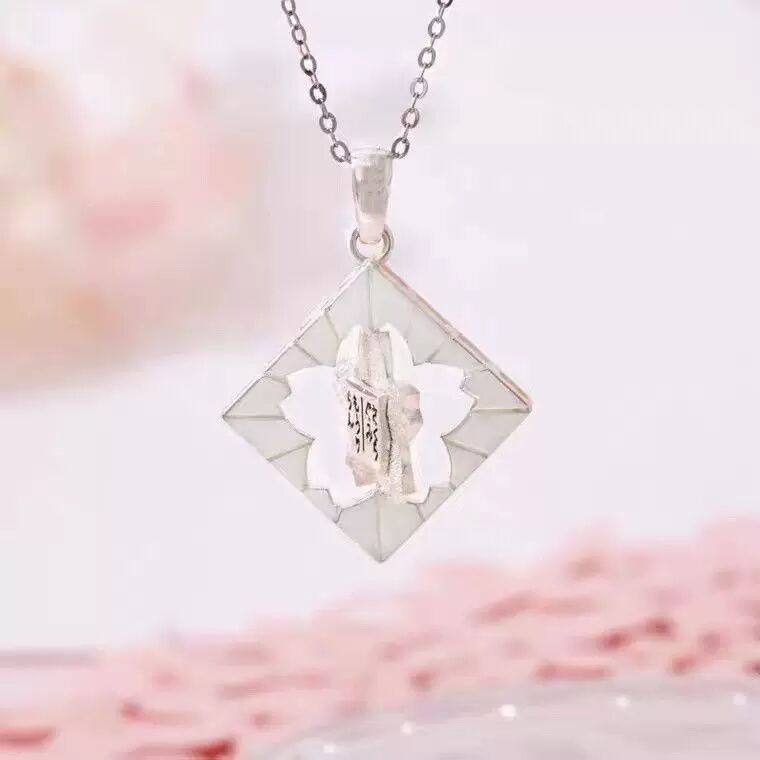 侦探柯楠ins工藤新一毛利兰樱花名牌吊坠 925银饰品 项链动漫周边,模玩/动漫/周边/娃圈三坑/桌游,桌游卡牌,淘宝优惠券,粉丝福利购,淘宝优惠卷