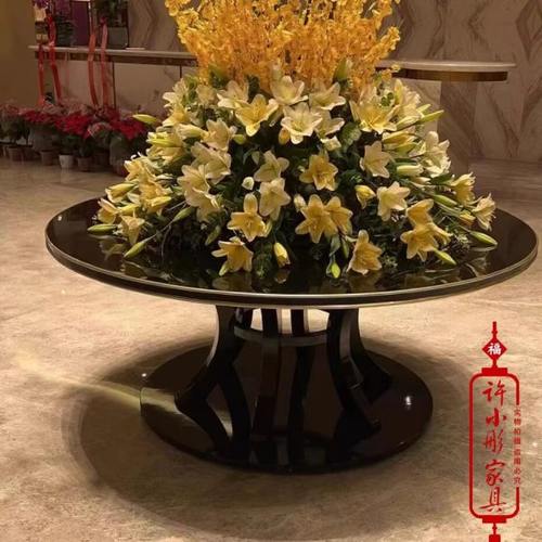 酒店大圆桌大厅摆花大桌子中间摆花圆形餐桌入户花台花装饰摆设花