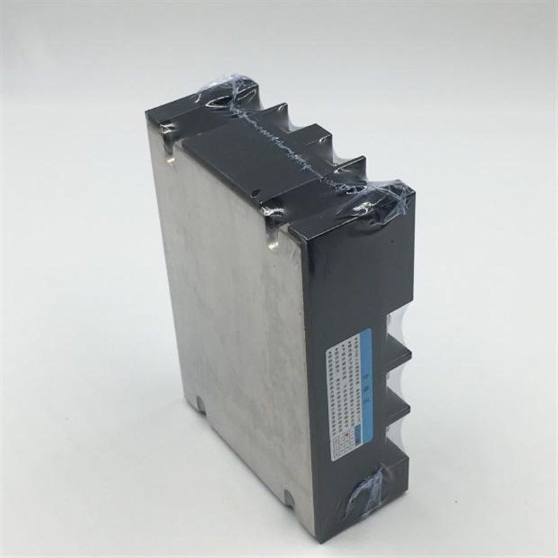 CLION欣大交流三相固态继电器HHG1-3/250F-38 10-120A 可控硅模块