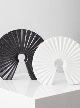 现代简约扇形陶瓷摆件客厅酒柜电视柜装饰摆件样板房会所柜子摆设