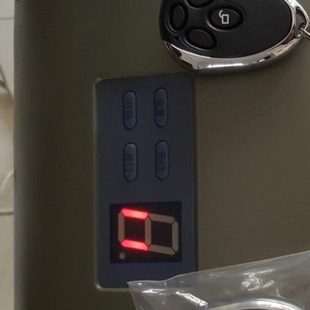 DOORMAN 门人 电机 车库门电机 开门机翻板门电机800 1000 1500N