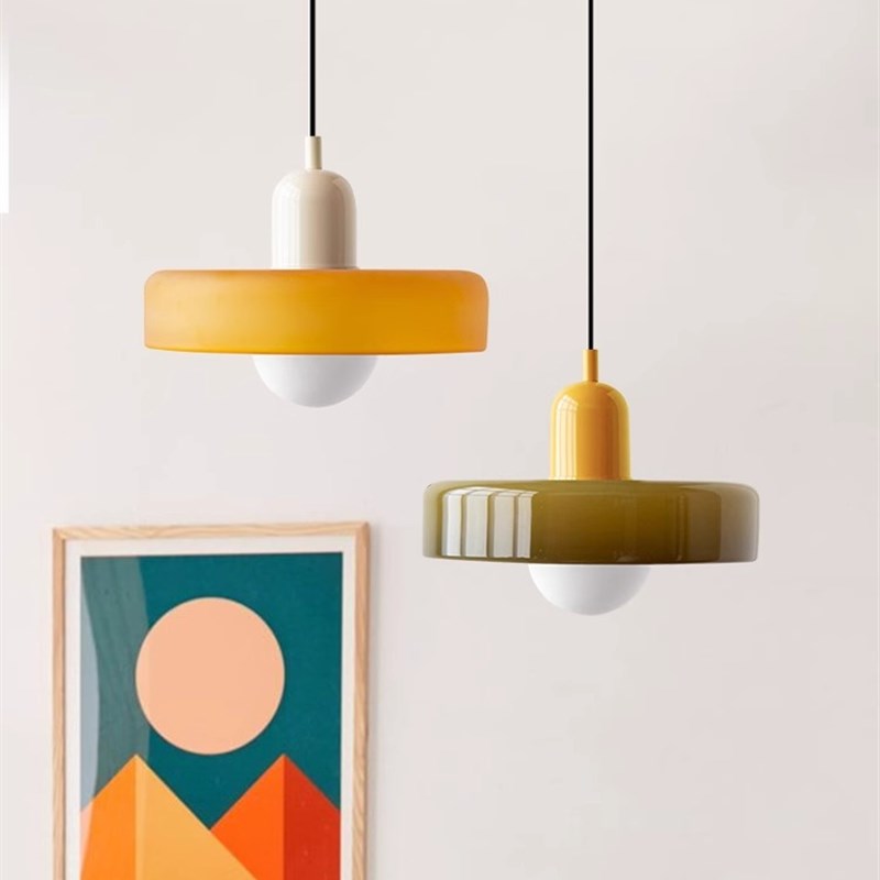 孟菲斯中古餐厅吊灯高级感温馨床头吊C灯飞碟灯2024新款民宿装饰