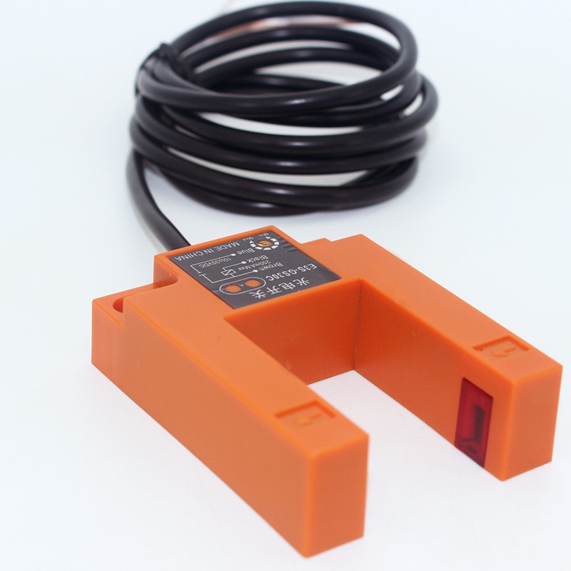 U型槽E3S-GS30C1接近光电感应开关直流常开红外线传感器30MMC4