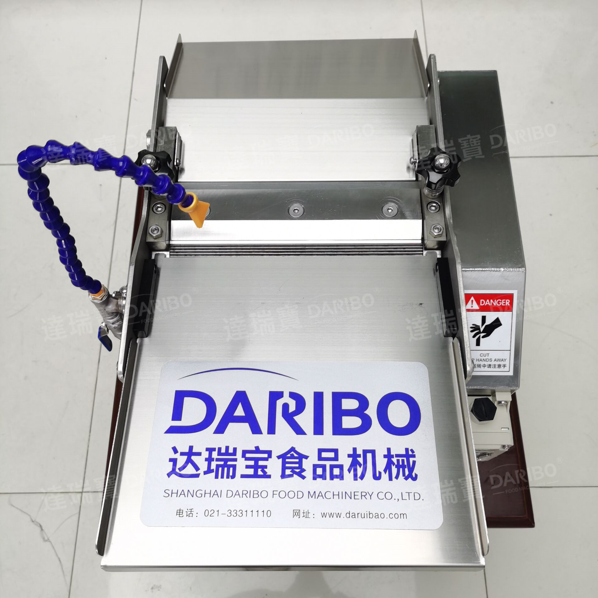 W去鱼皮机 小型台式去鱼皮机 鱼肉去皮机 鱿鱼墨鱼全自动去鱼皮机