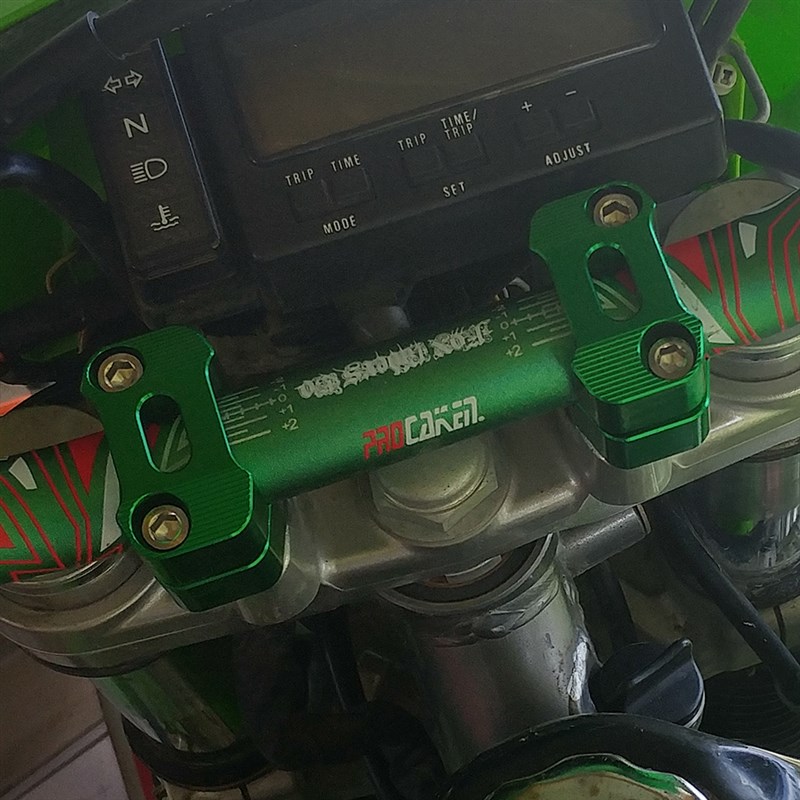 摩托车配件改装转接码22mm改28mm变径车把转接压块固定码夹码卡座