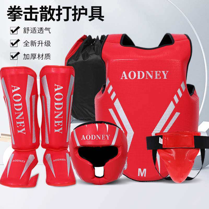 拳击护具加厚防护训练比赛搏击泰拳格斗通用散打运动护具套装