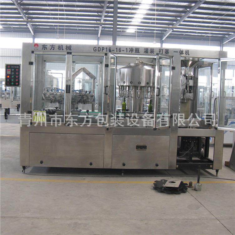 厂家供应全自动葡萄酒灌装机负压全自动液体三联体灌装机