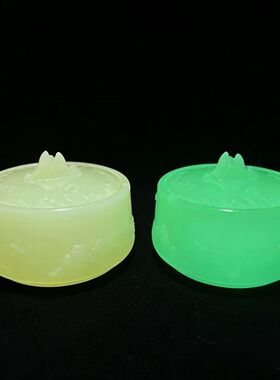 夜光浮雕山峦带盖防飞灰烟灰缸