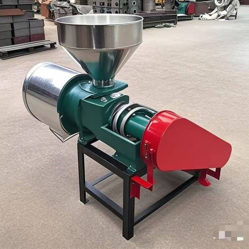新款商用磨面机磨粉机五谷杂粮麸面分离粉碎机厂家