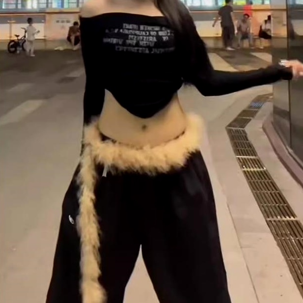 毛绒腰带辣妹爵士舞屁帘配饰腰链凹造型美拉德性感y2k毛茸茸束腰