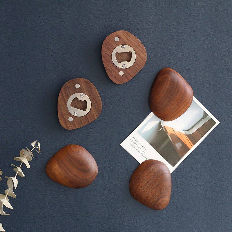 日式胡桃木开瓶器啤酒起酒器贴磁吸冰箱贴创意个性起盖启瓶器起子