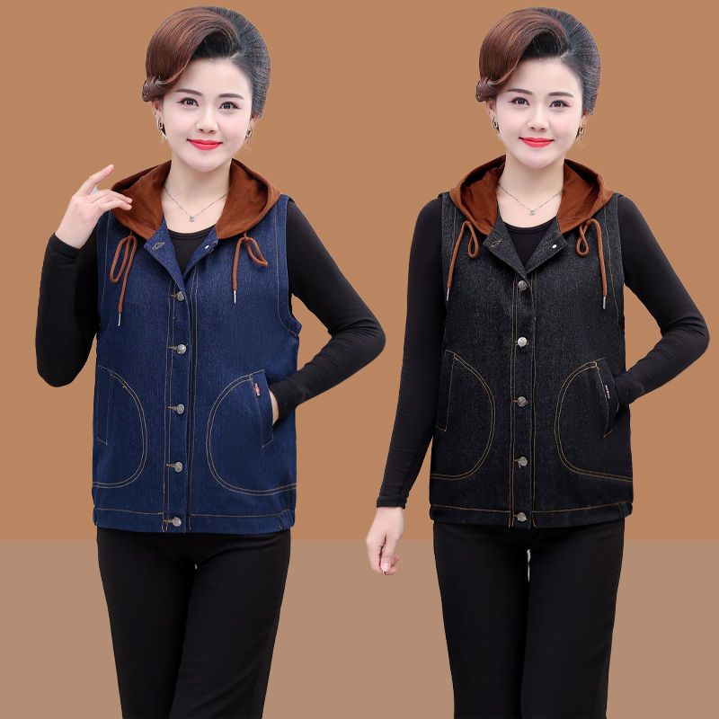 中老年人秋装新款牛仔马甲连帽妈妈装春秋纯棉马夹带帽子坎肩女贵