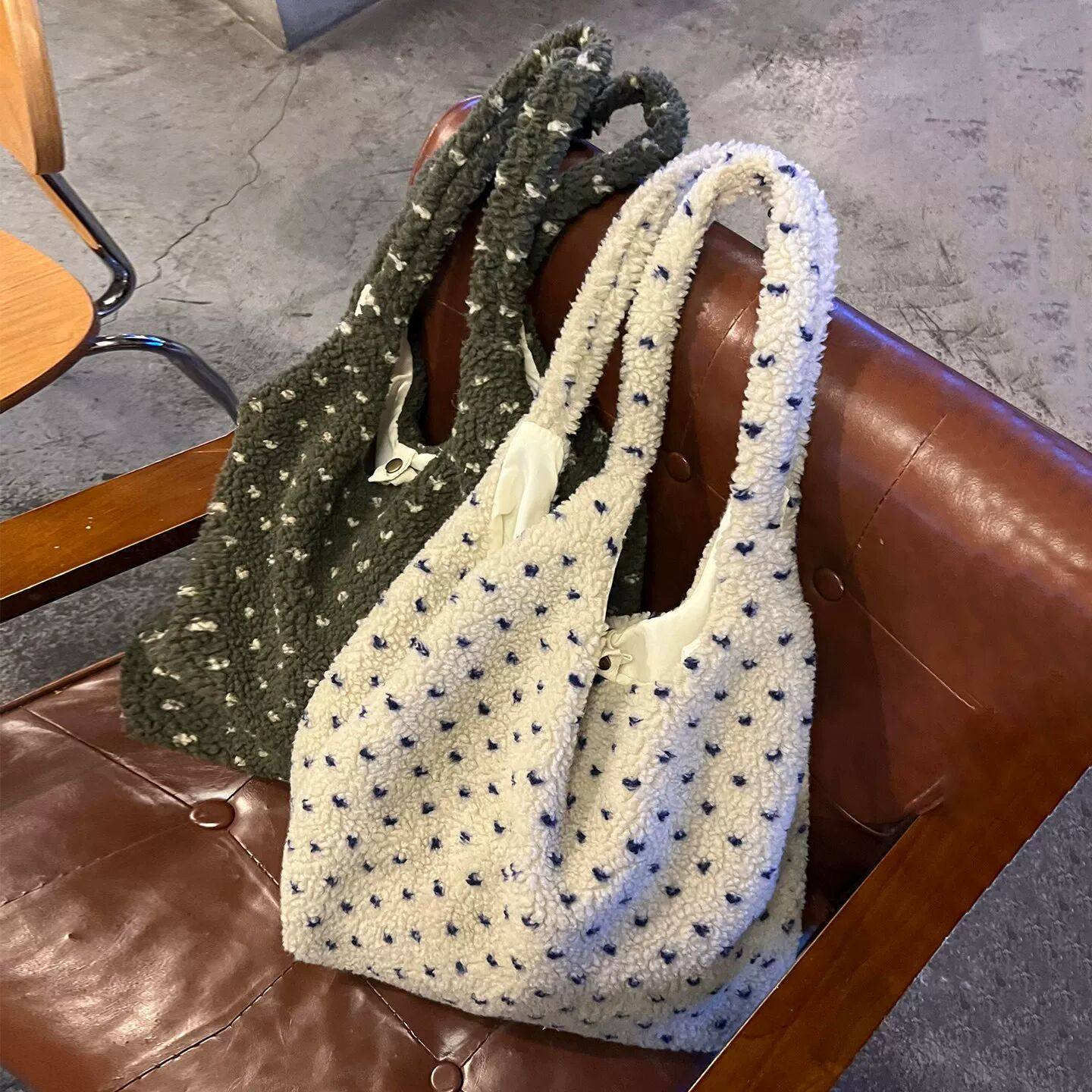 韩系波点羊羔毛托特包冬季新款大容量毛绒单肩包外出通勤手提包女,箱包皮具/热销女包/男包,时尚帆布包,淘宝优惠券,粉丝福利购,淘宝优惠卷