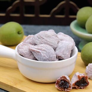 陈皮葡萄梅子青梅抱葡萄干爆浆夹心无核梅饼蜜饯酸甜10g网红零食