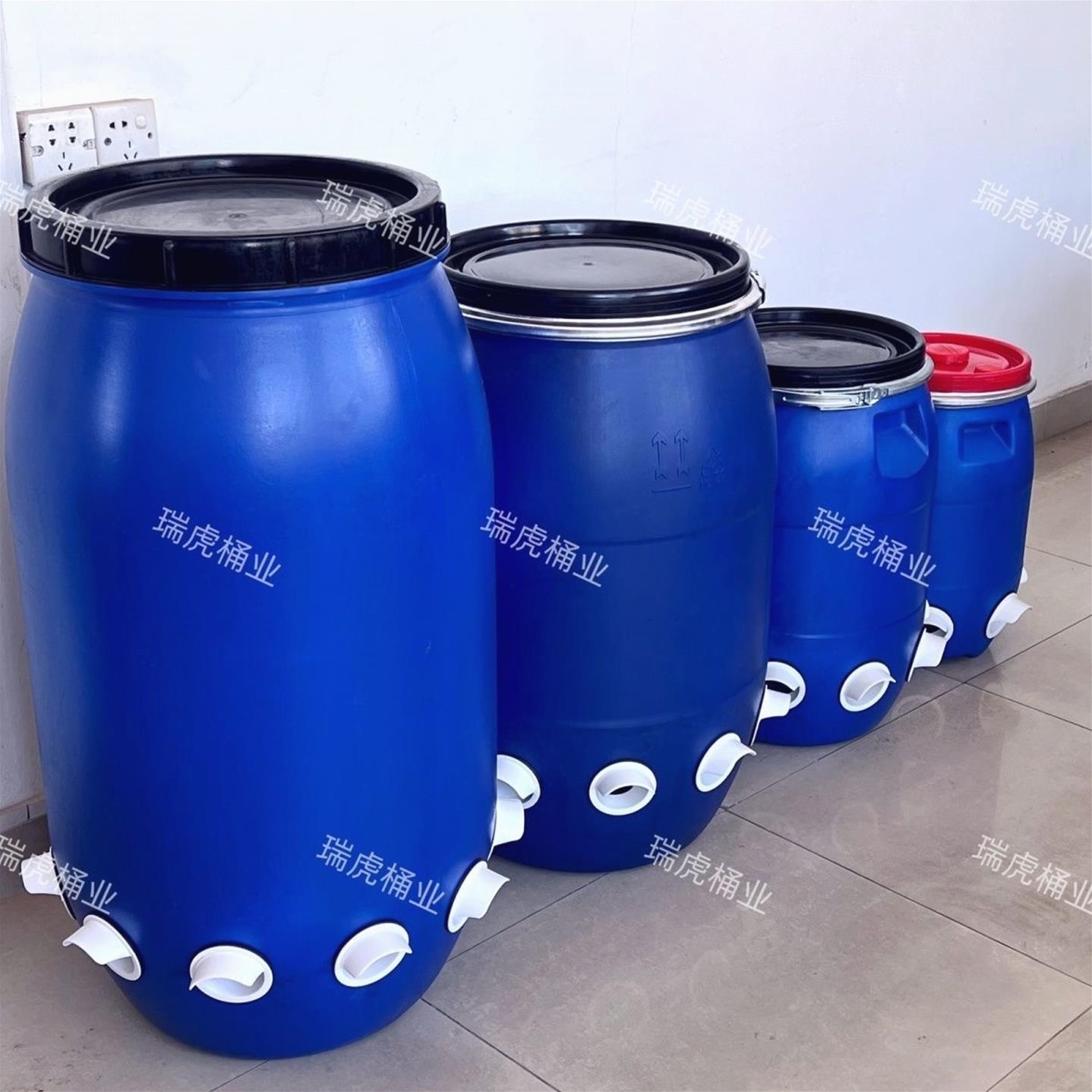 大型喂鸡食槽小鸡喝水饮水器鸡鸭饲料桶神器养鸡自动喂食器下料器