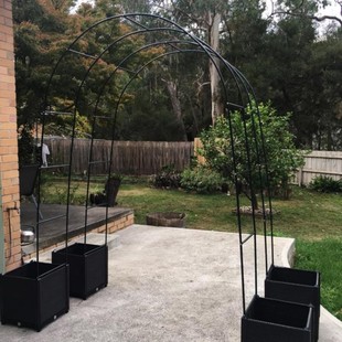 植物爬藤架。园艺拱形绿植花架绿萝造型家用阳台花草拱门铁艺门廊