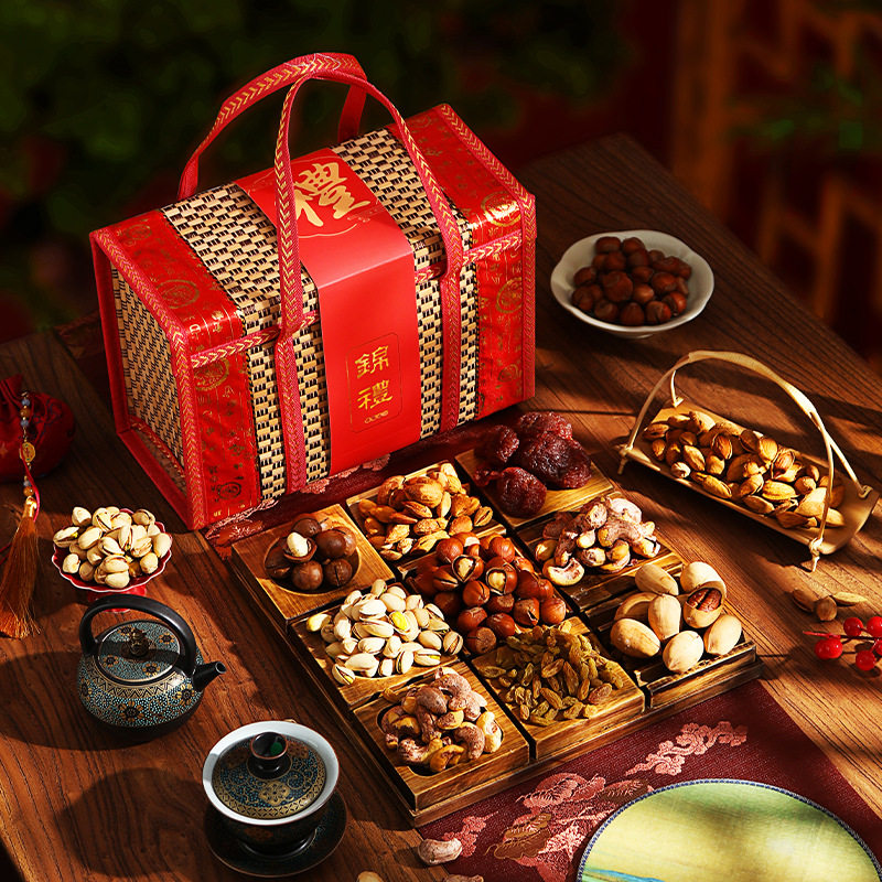 纯坚果礼盒罐装干果春节新年过年年货送礼走亲戚送人送长辈礼品官