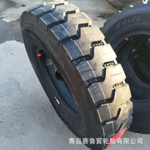 9.00R20 翻斗车轮胎 大块  全钢卡车轮胎