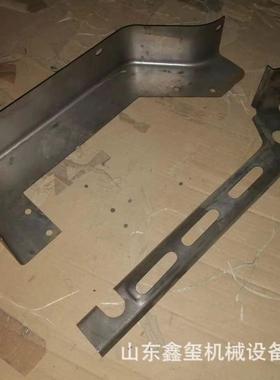 钣金件中国重汽汕德卡车门下装饰板汕德卡811W62610-