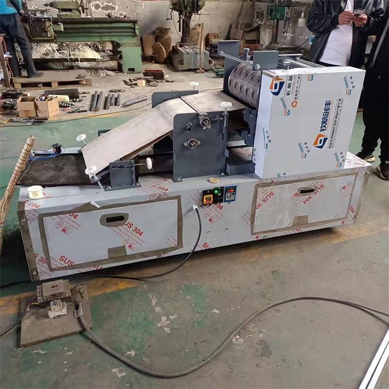 自动上盘多功能糕点成型机桃酥饼干机商用饼干设备