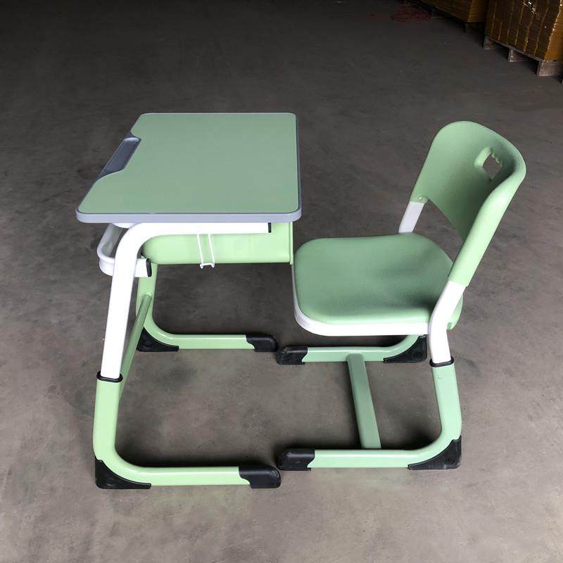 C型升降学生课桌椅学校培训补习班儿童绿色学习桌纵想,金属材料及制品,金属加工件/五金加工件,淘宝优惠券,粉丝福利购,淘宝优惠卷