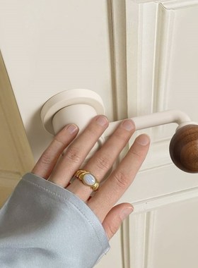 奶油风卧室门f锁磁吸静音室内木门房门锁家用房间胡桃木白色门把