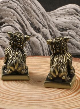 创意黄铜狮子摆件一对招宝进财万事如意铜狮子印章家居办公室摆件