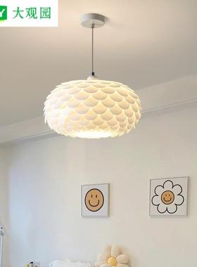大观园卧室灯吊灯简约现代主卧灯法式奶油灯具创意羽毛房间灯K508