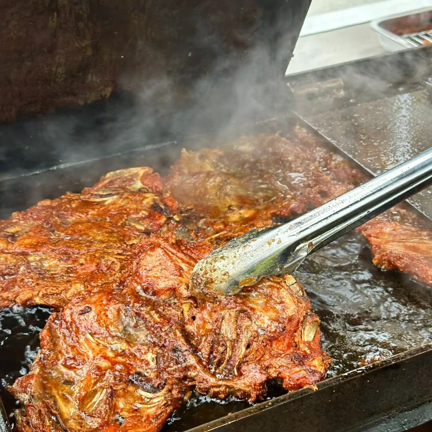 沈阳正宗老式街边咸香铁板鸡架夜宵零食开袋即食嗦骨鸡骨架代购
