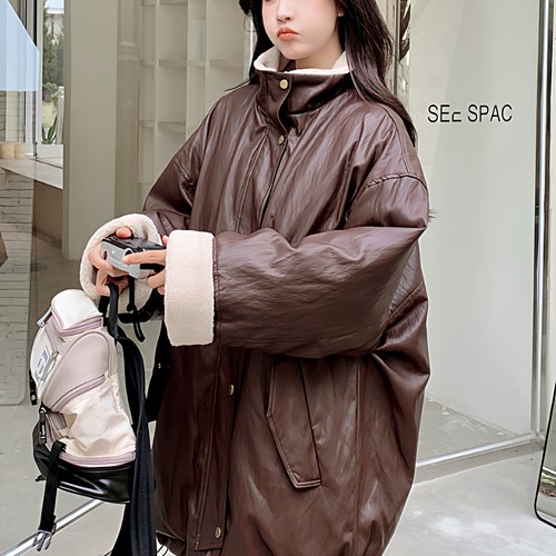 羊羔毛拼接PU皮加厚显瘦羽绒服