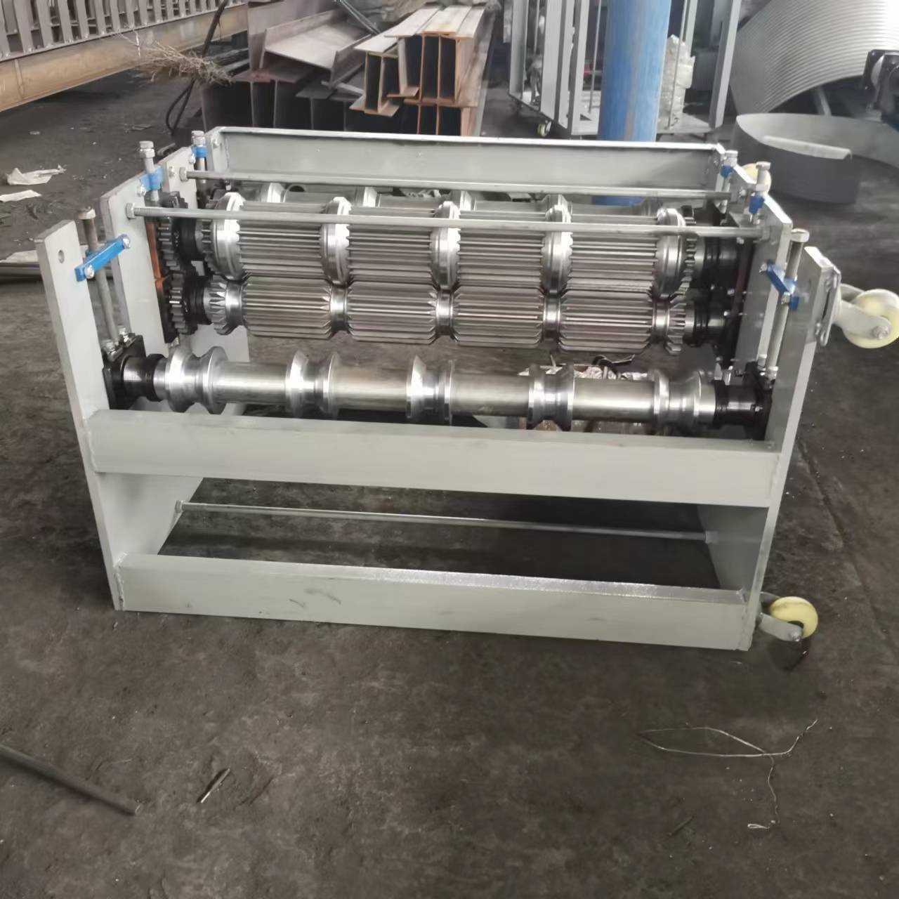 彩钢瓦弯弧机顶棚拱形机半自动铁皮打拱机立式打拱设备拱棚成型机