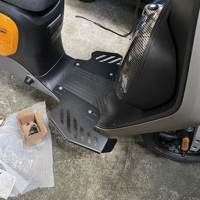 适用九号机械师Mmax110/F90/F90M改装加宽前脚踏板踩脚扩展配件