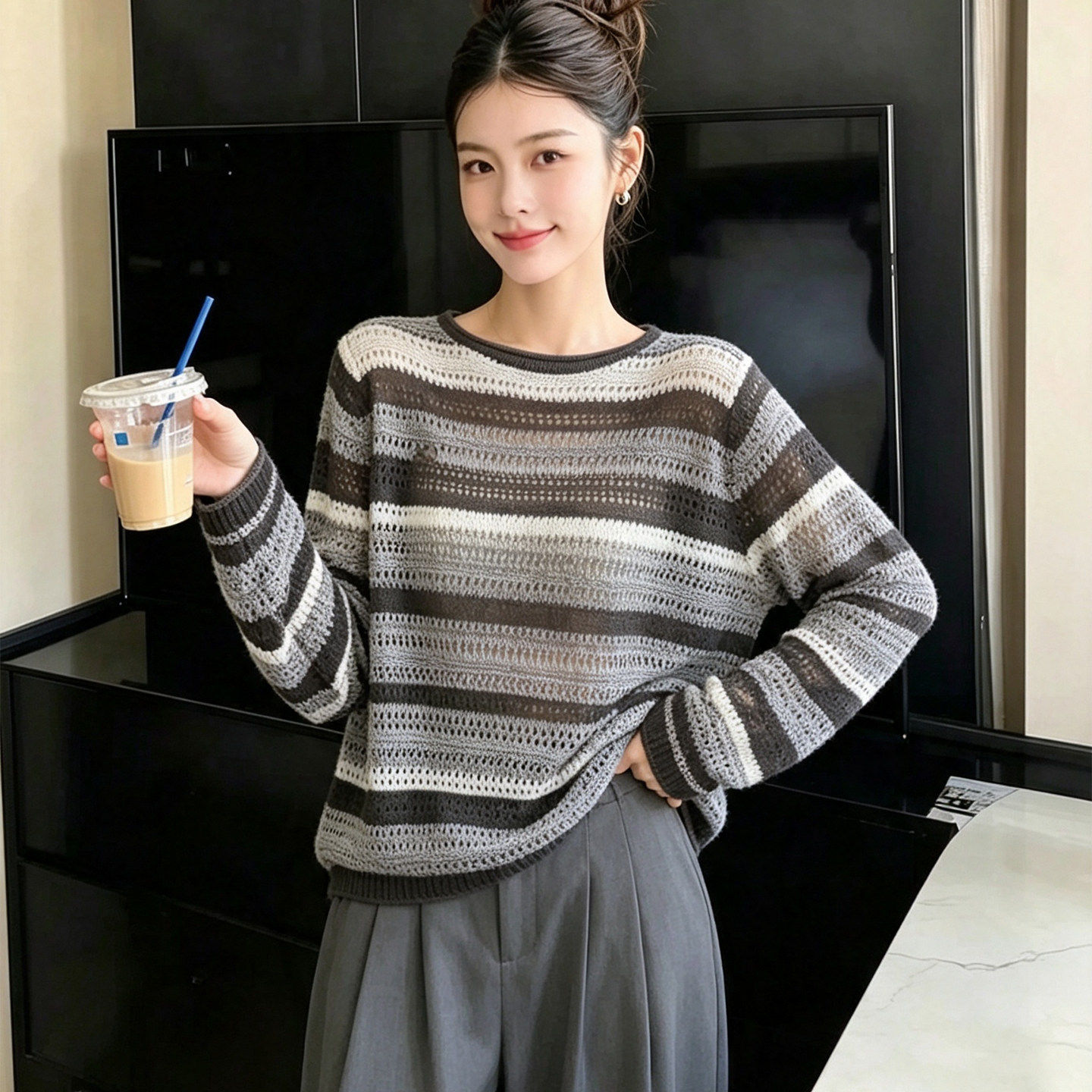 条纹圆领长袖针织衫女款2026新款早秋季时尚洋气时髦宽松显瘦上衣