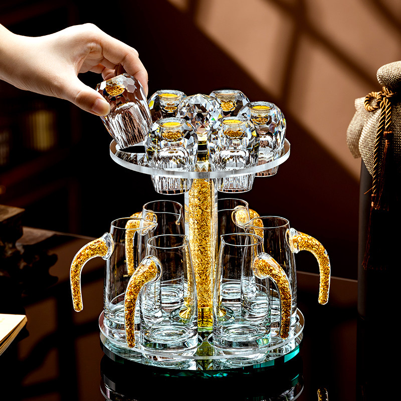 金箔水晶切面白酒杯套装家用玻璃小号一口杯刻度带把分酒器杯架装