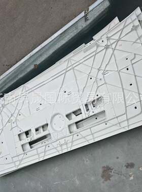 重汽HOWO 汕德卡车C7 C9配件 N/F驾驶室散热器面罩812W61110-0073