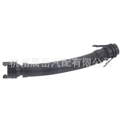 适用宝马N47 N57凸轮盖空气滤清器进气管13717810772/13717803842