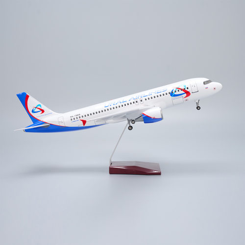 带灯47CM乌拉尔空客A320飞机模型乌拉尔320仿真民航客机模型摆件